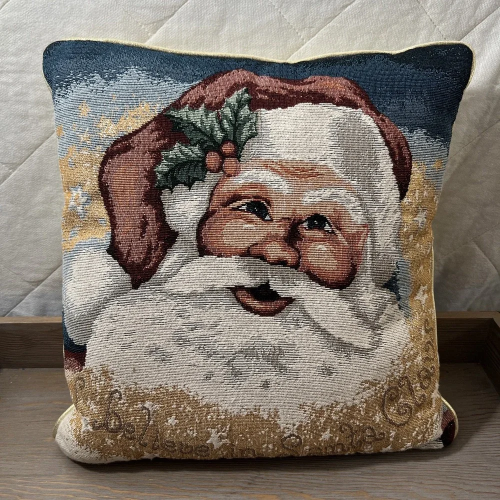 Christmas‎ Santa Tapestry Pillow